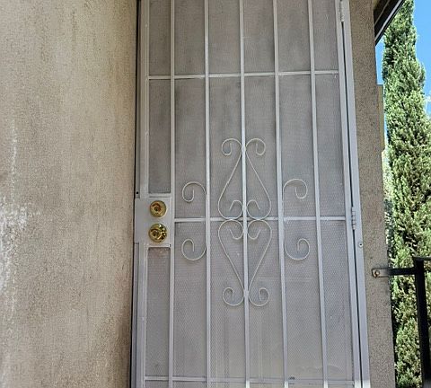 3rd image of 7344 Ventura Canyon Ave #1