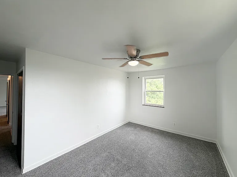 1696 Skyline Dr #14 — Photo 13