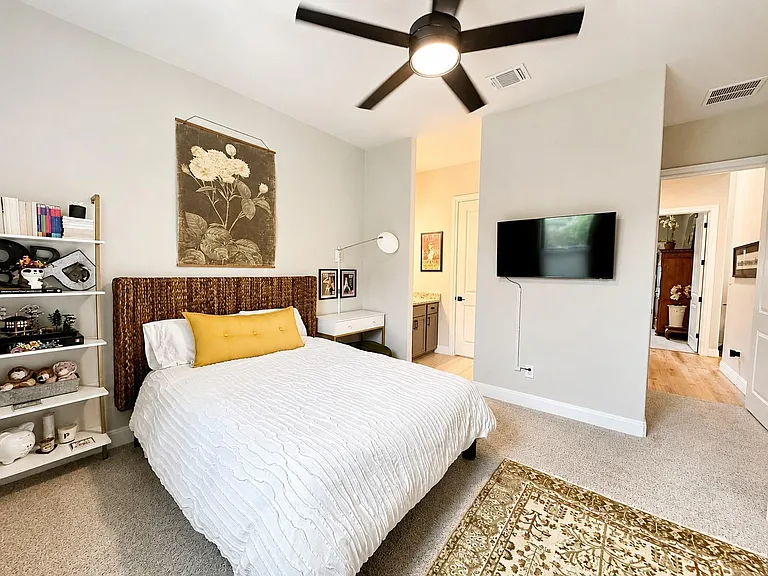 365 Warbler Dr — Photo 16
