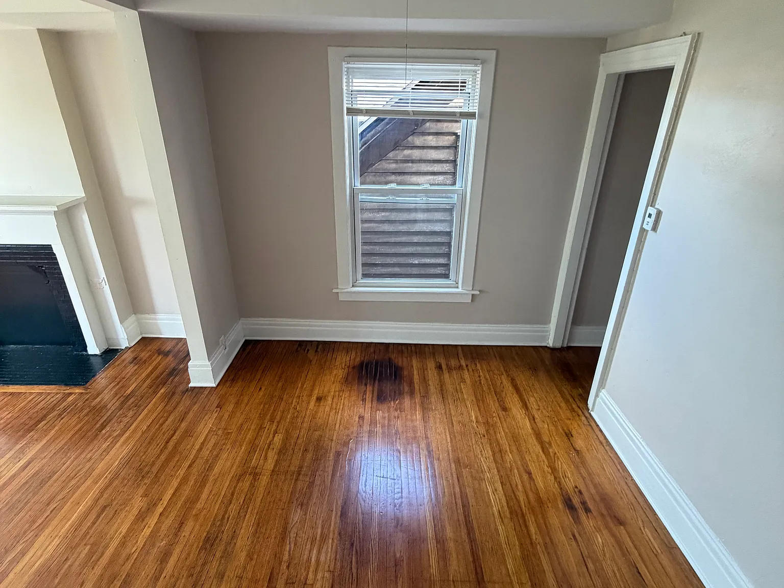2 bed, 650 sqft, $1,150 — Photo 4