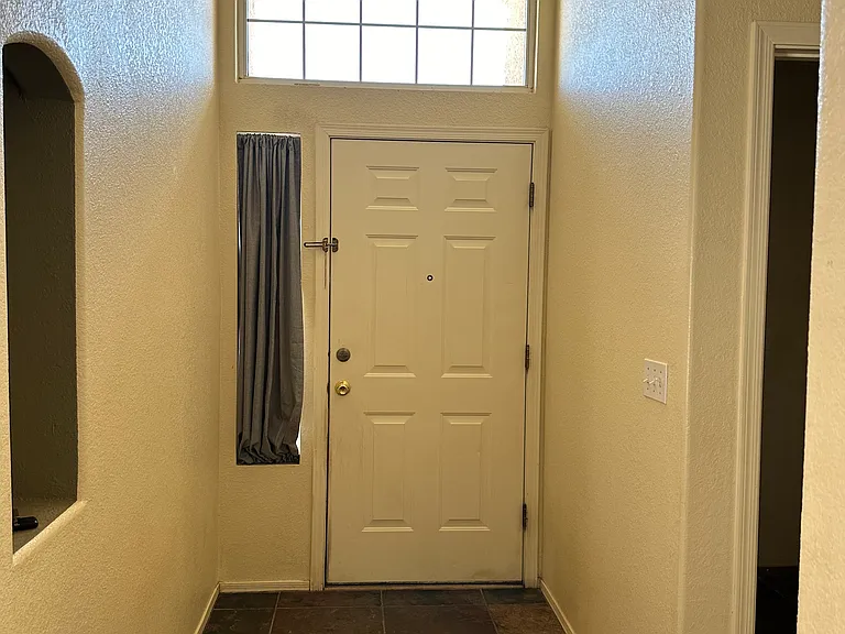 3637 W Sundial Pl — Photo 2