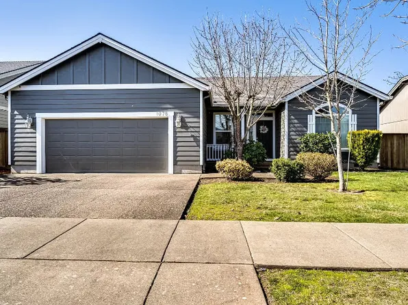 1078 Throne Dr, Eugene, OR 97402