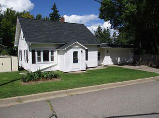 708 8th St, Marathon, WI 54448