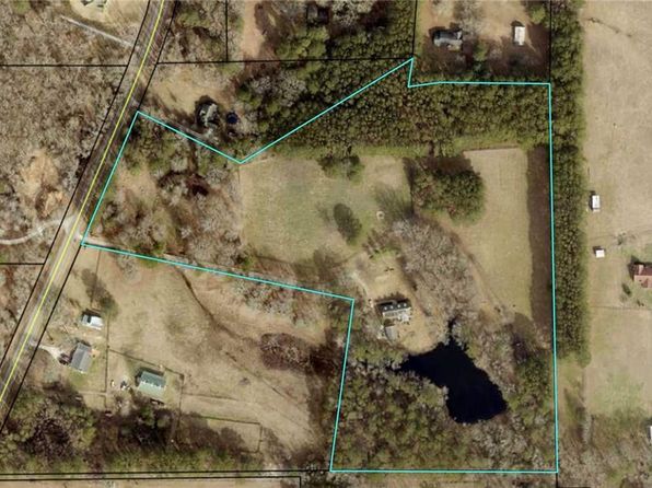 576 Tope Rd, Sharpsburg, GA 30277