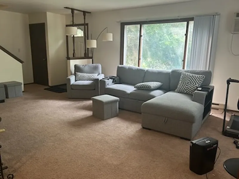 2 bed, 1.5 bath, $1,250 — Photo 4