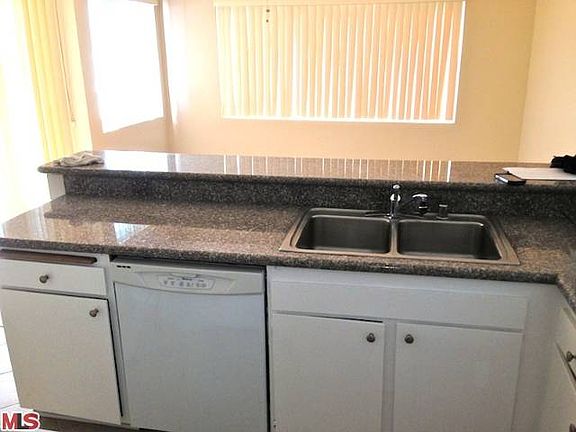5th image of 18002 Coastline Dr APT 16