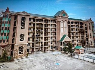 210 Roaring Fork Rd SUITE 204, Gatlinburg, TN 37738