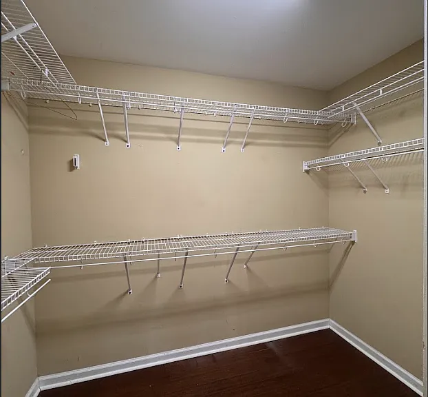 413 Falling Rock Way — Photo 8