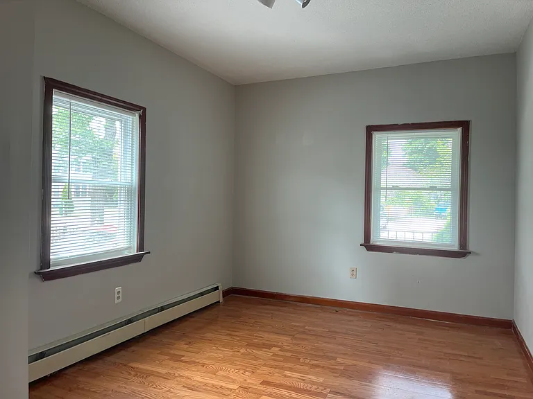 77 Meadow St #2 — Photo 8