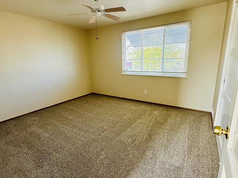 3178 Hillview Ct — Photo 19