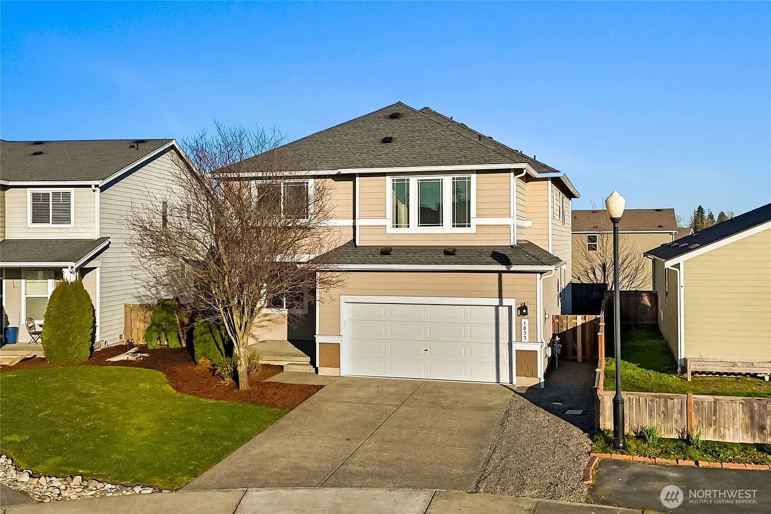 1833 193rd Street Ct E photo 1