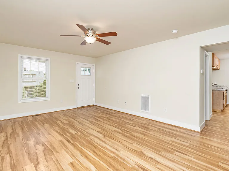 417A Florence Ave #A — Photo 3