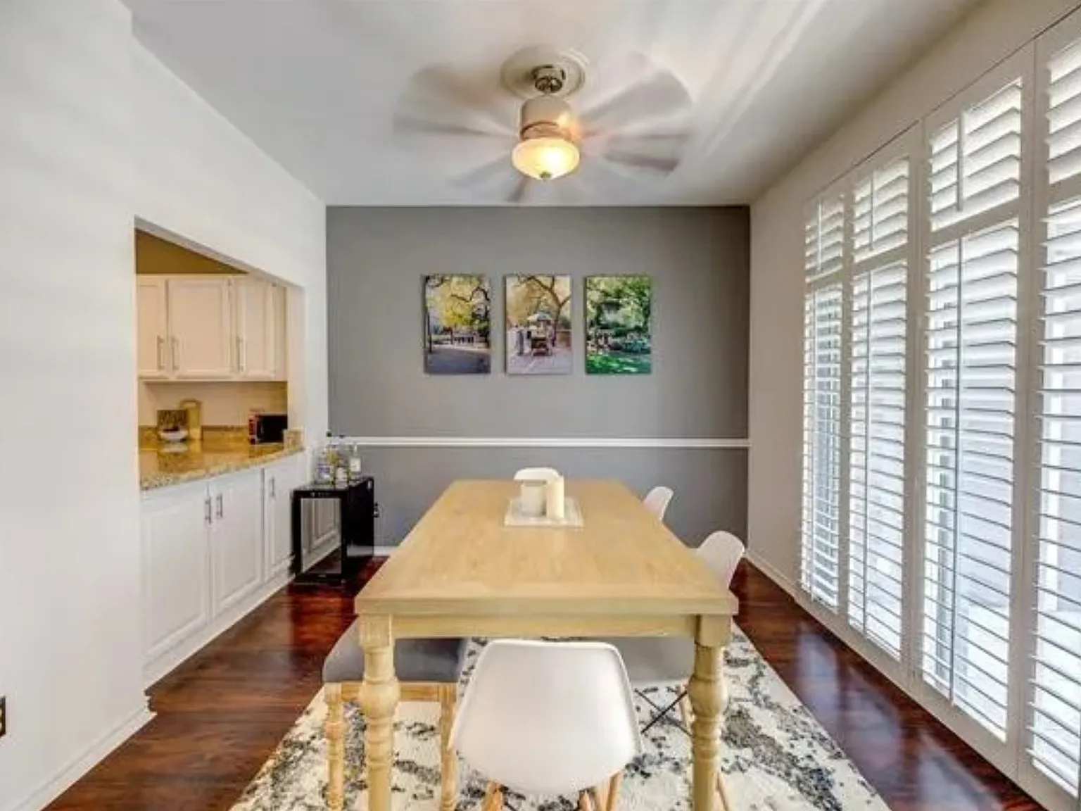 2 bed, 955 sqft, $1,600 — Photo 2