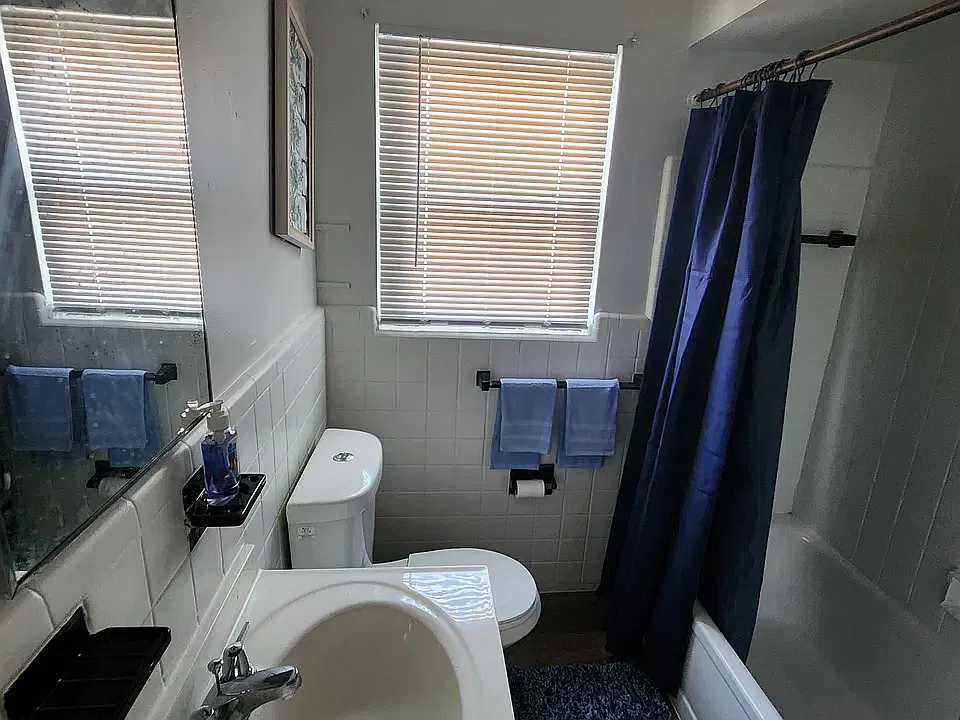 1 bed, 745 sqft, $900 — Photo 2