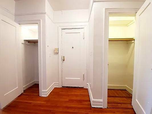 3rd image of 601 40th St #C9