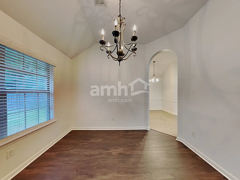 1679 Farkleberry Dr — Photo 4
