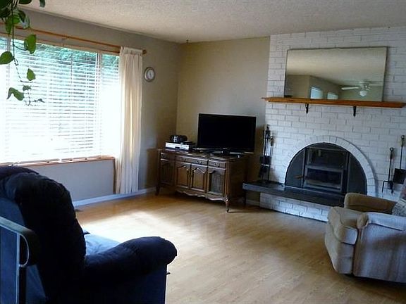 3rd image of 13118 88th Pl NE