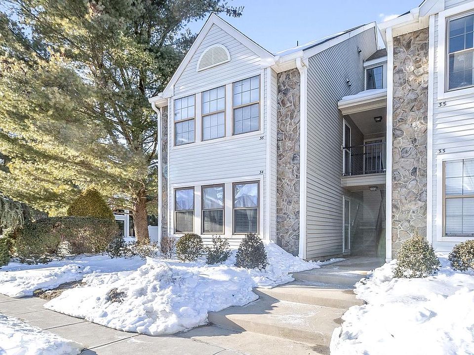 1st image of 34 Provincetown Dr