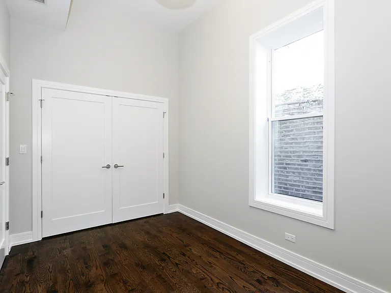 2648 W Augusta Blvd #2F — Photo 7