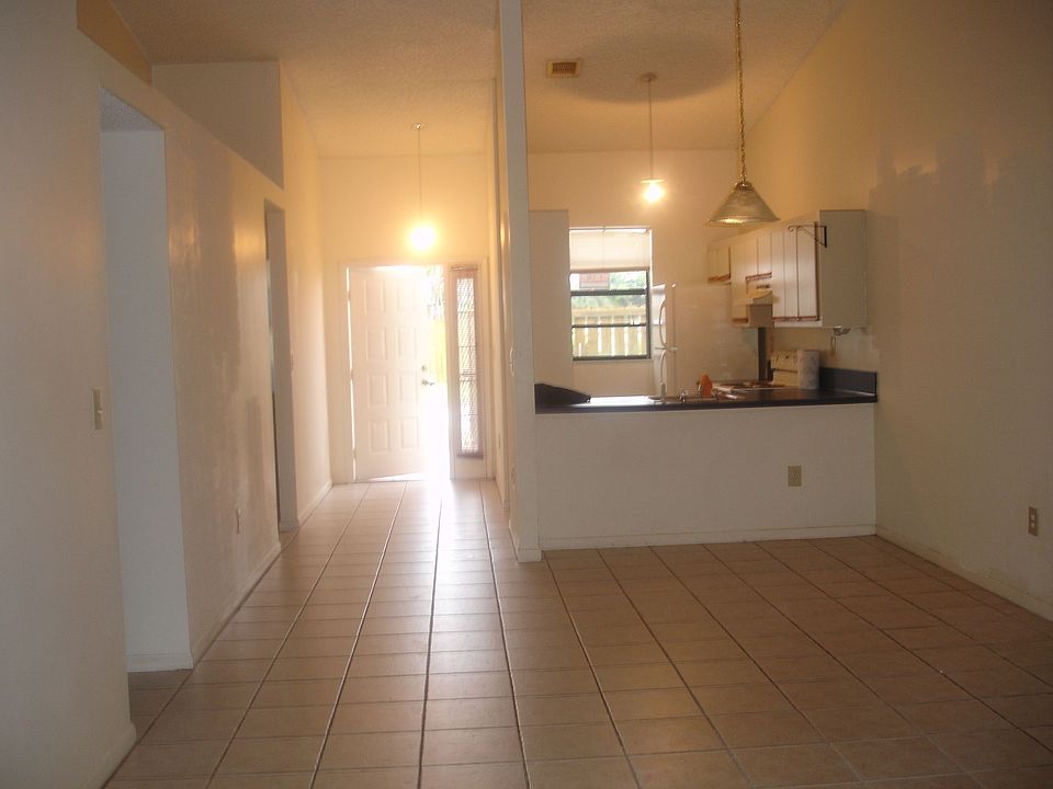 2nd image of 19258 NW 67th Pl
