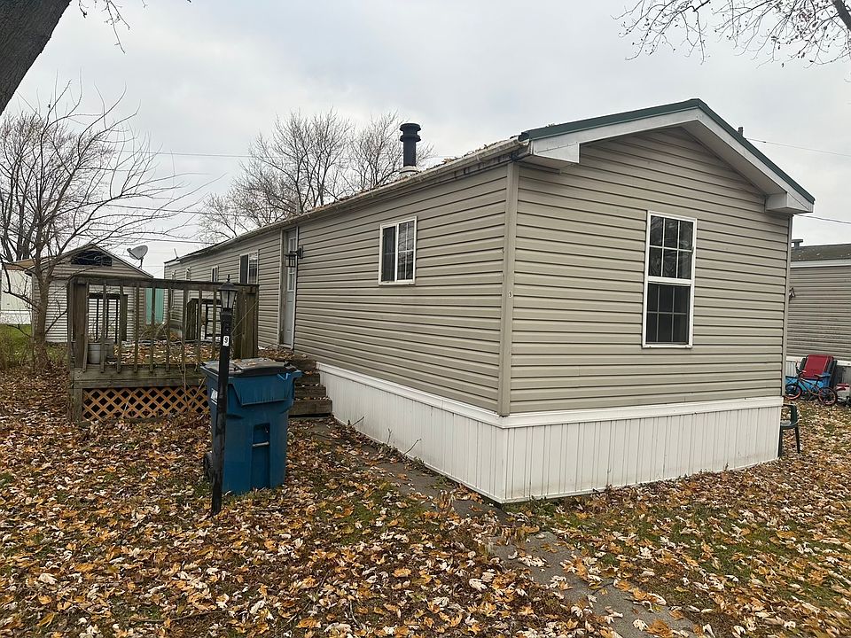 1st image of 450 W Main St Lot N9
