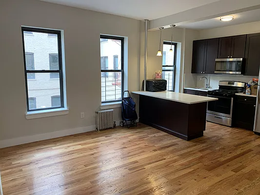 Rented by Abba Realty Associates INC | media 2