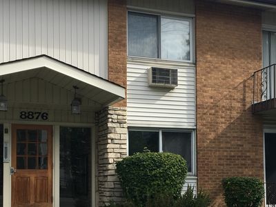 8876 Golf Rd APT 1E, Des Plaines, IL, 60016