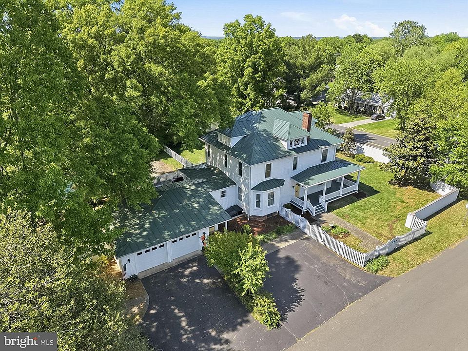 1st image of 9026 Sudley Rd