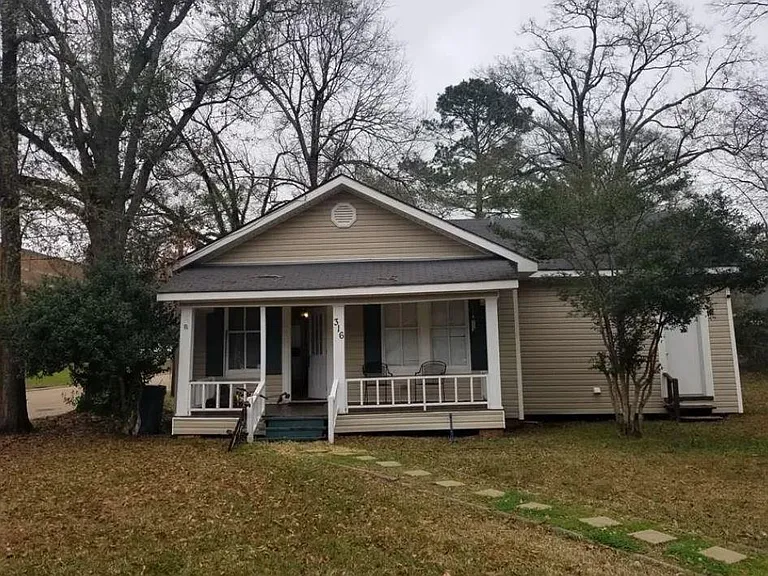 316 Payne St — Photo 1