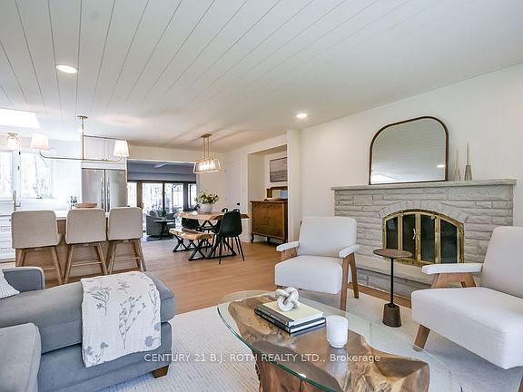 5th image of 1078 Sunnidale Rd
