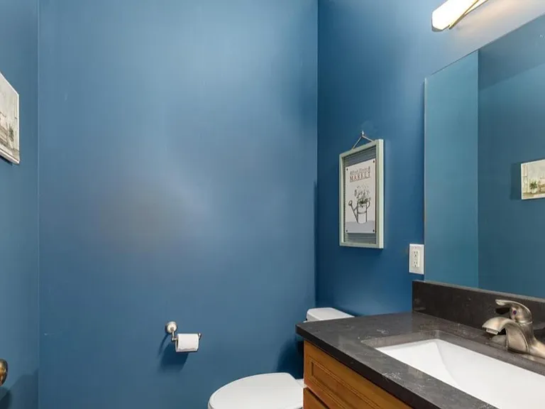 61 Greystone Ct NE — Photo 1