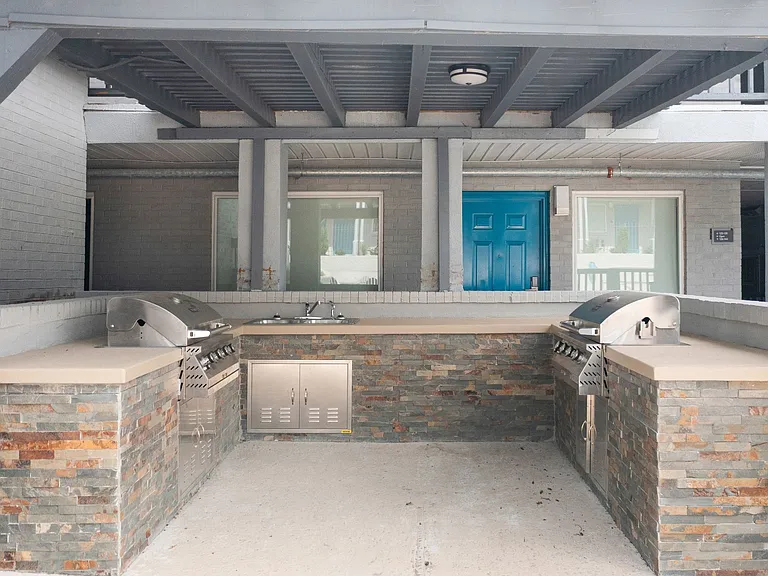 Atrium Flats — Photo 20