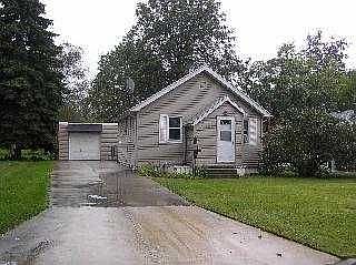 2nd image of 4911 Bowser Dr