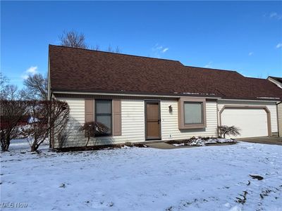 46082 New England Sq, New Waterford, OH, 44445