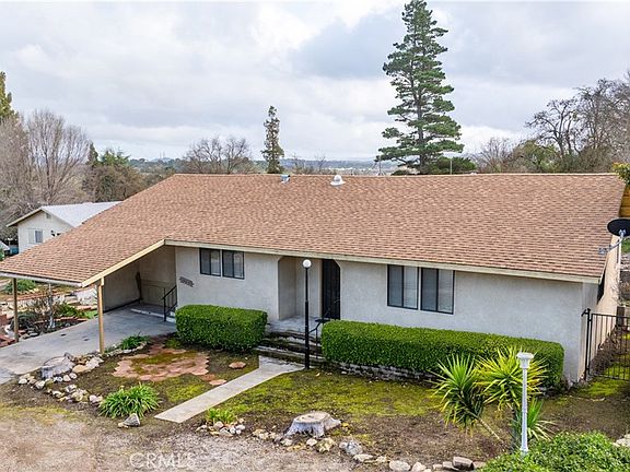 3rd image of 323 Crum Rd