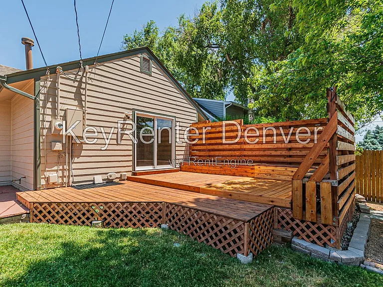 4423 S Elati St — Photo 32
