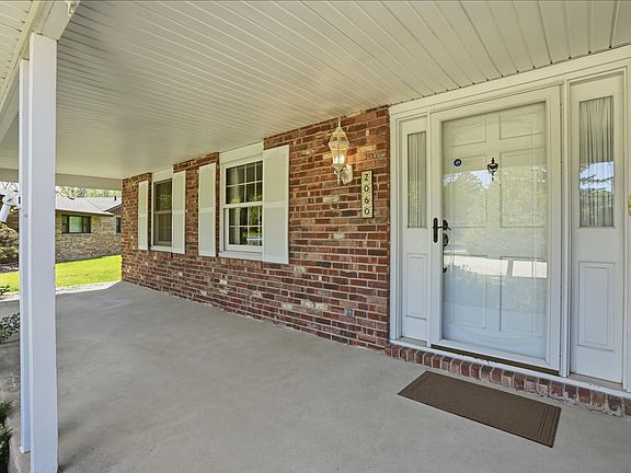 4th image of 2060 Maid Marion Dr S