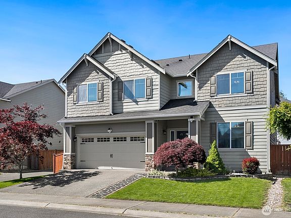 2nd image of 1139 185th Street Ct E