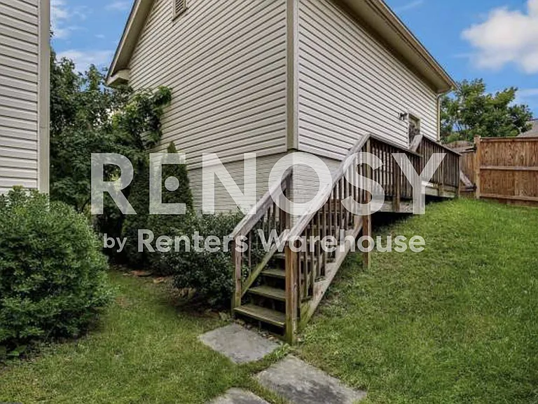23859 Burdette Forest Rd — Photo 23