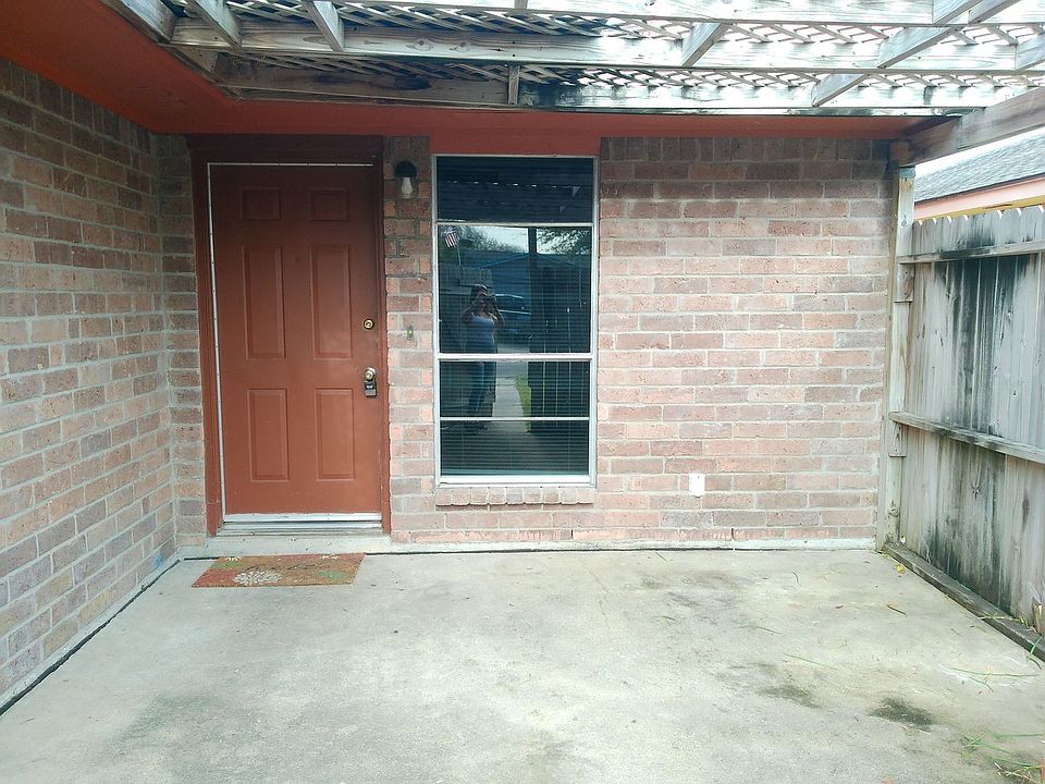 1st image of 6628B Hardwick St