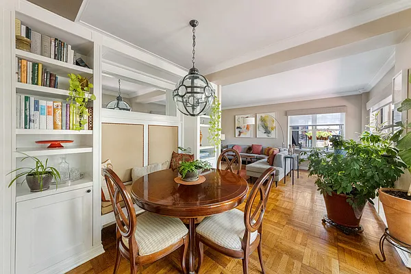 Sold by Compass | media 6