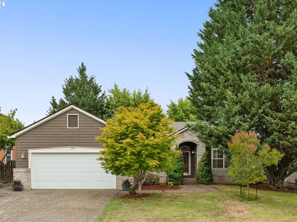 157 NE Cory St, Hillsboro, OR 97124