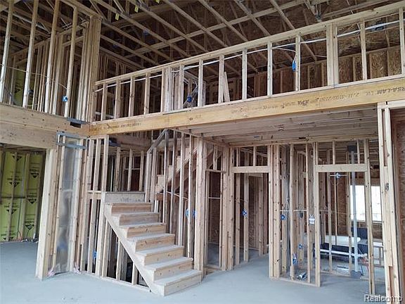 4th image of 53200 Celtic Ct