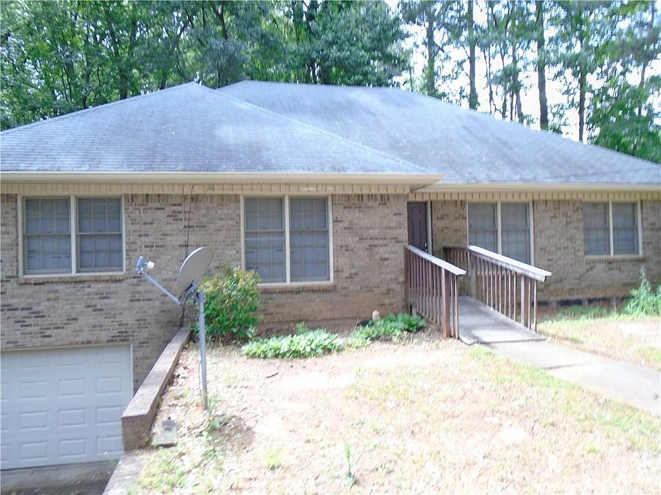 1st image of 2182 Wexford Dr #A