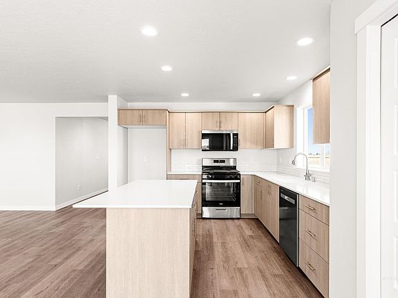 5th image of 17776 N Hugh Glass Way