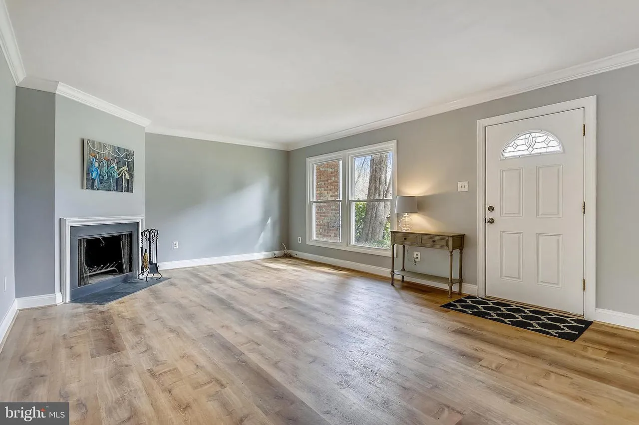3 bed, 1538 sqft, $3,599 — Photo 3