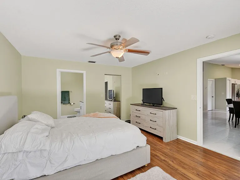 1080 Salmon Isle — Photo 24