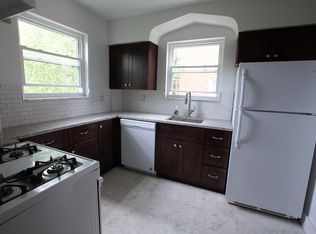 28-30 Homekort Ave, Pittsburgh, PA 15229