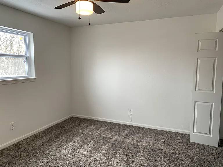 1740 Missouri Ave #L — Photo 19