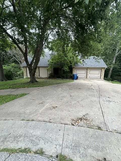 1st image of 4440 NW Wildwood Dr